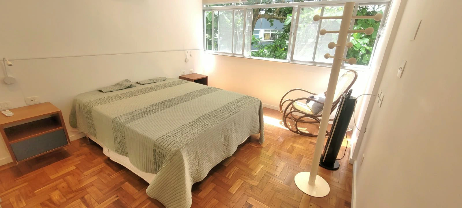 3-bedroom apartment with a washing machine — photo 4