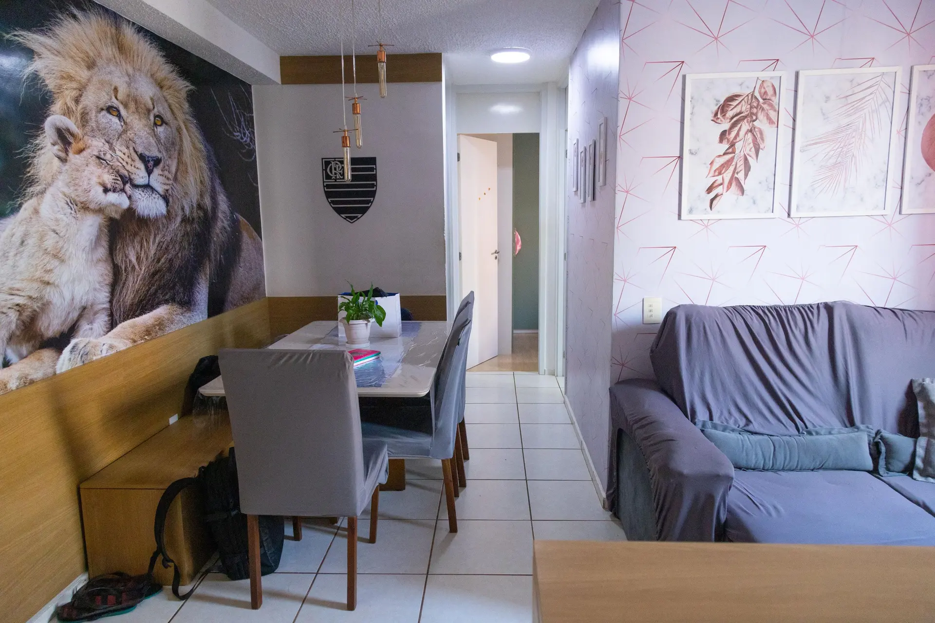 One-bedroom apartment in a building with a pool — photo 6