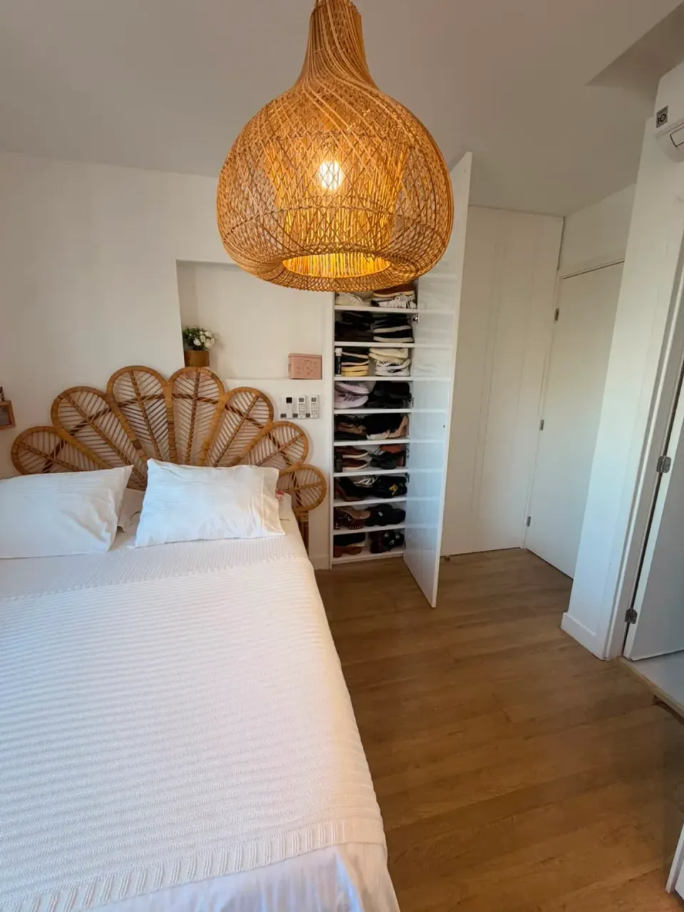 Furnished 115 m² apartment with 3 bedrooms and 3 baths — photo 3