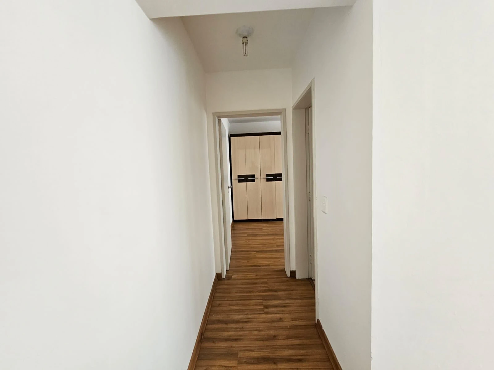 One-bedroom apartment with a home office in Florianópolis — photo 7