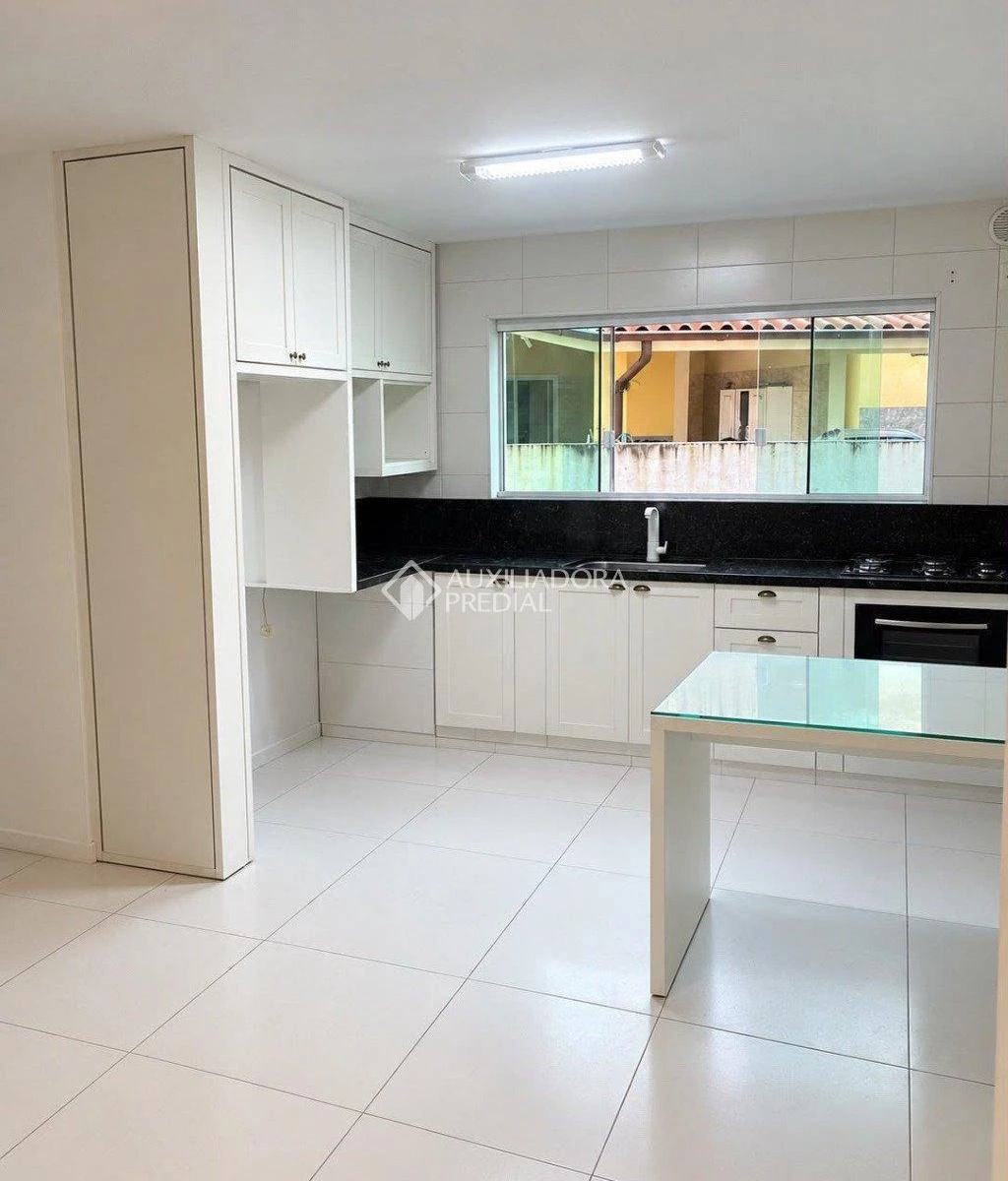 Departamento de 70 m² y 2 dormitorios en Florianópolis — photo 2