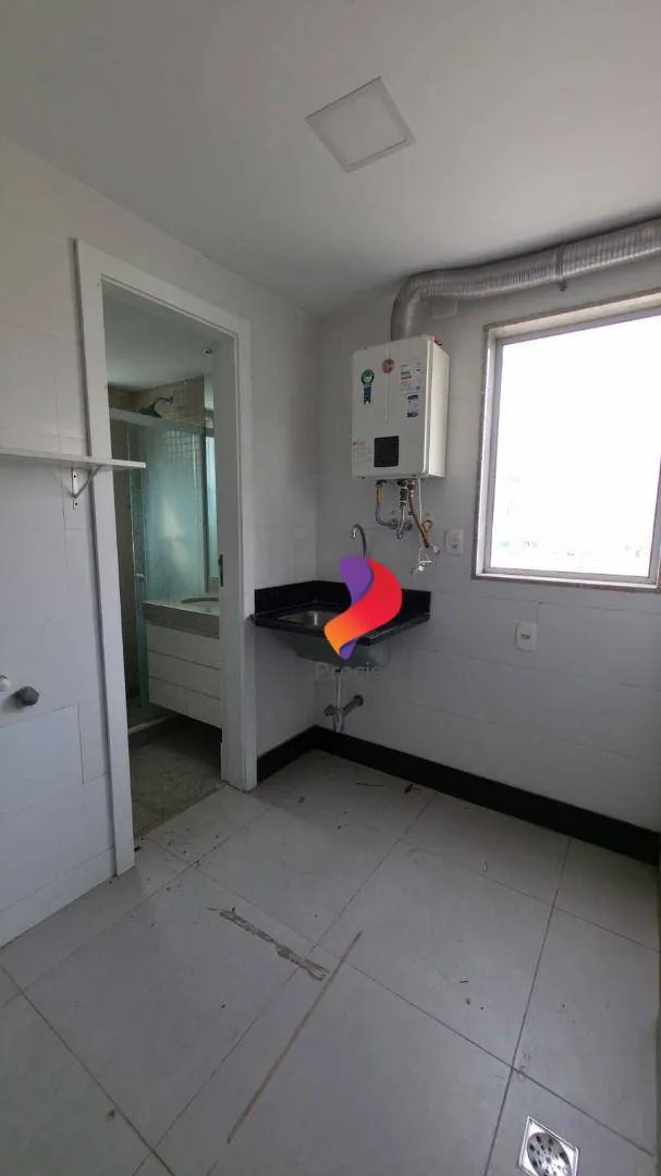 Rental apartment with 3 bedrooms and 5 bathrooms — photo 13