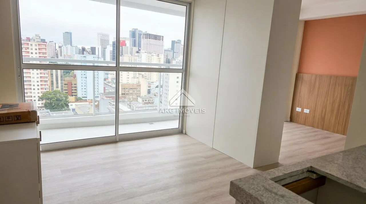 1-bedroom apartment on the 18th floor with balcony — photo 2