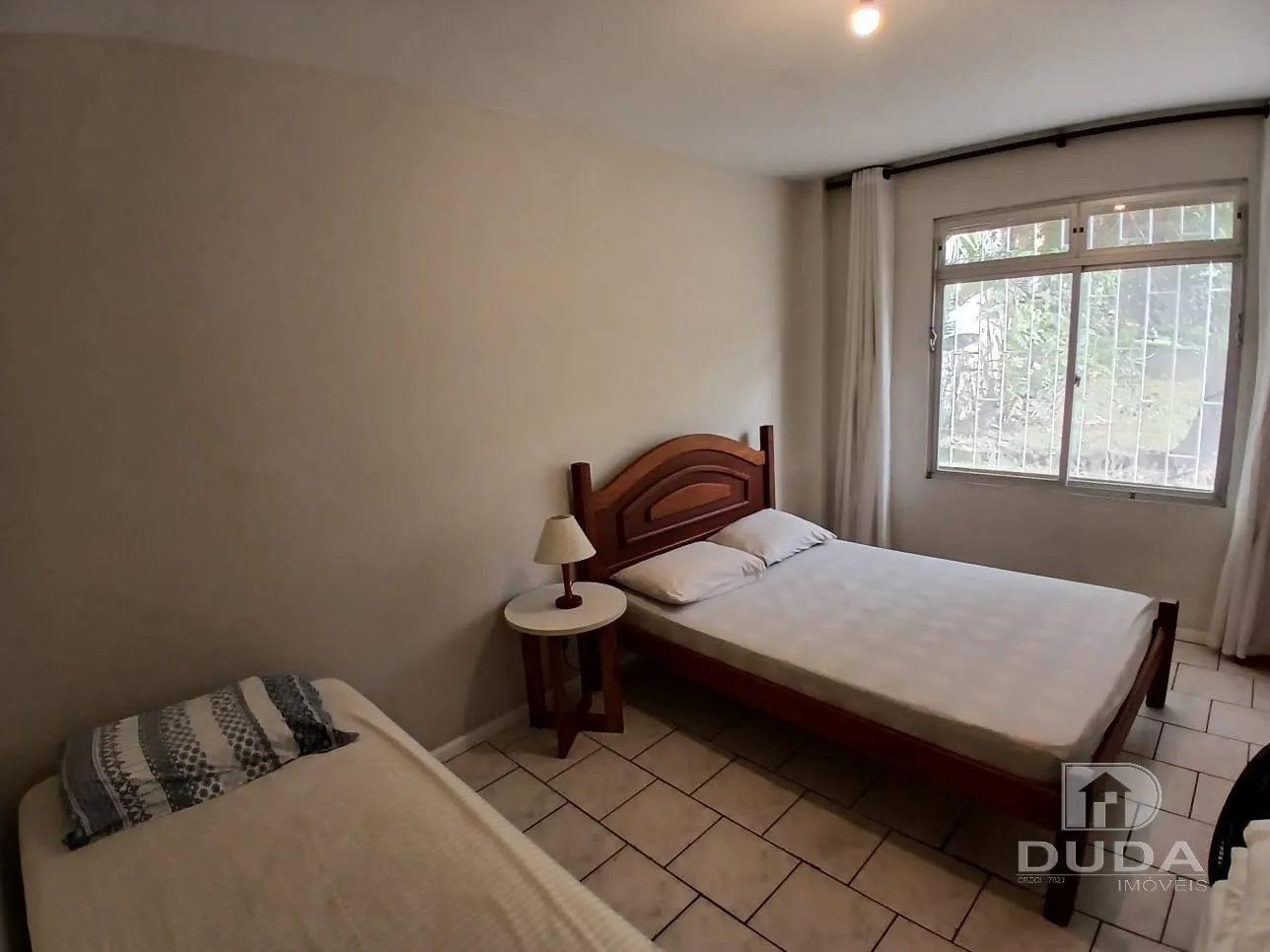 2-bedroom apartment with a washing machine in Florianópolis — photo 17