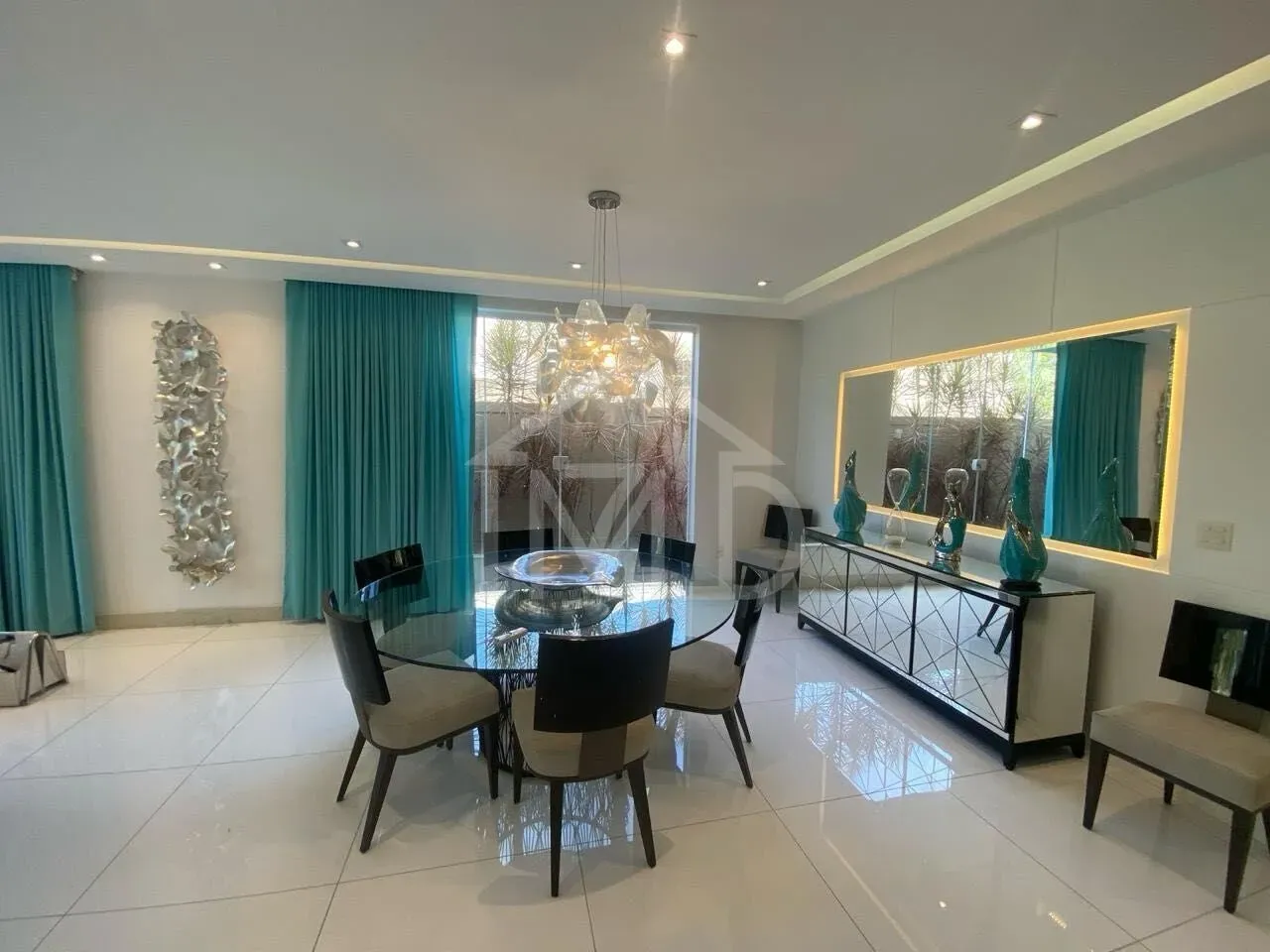 Furnished house with 5 en-suite bedrooms and pool — photo 25