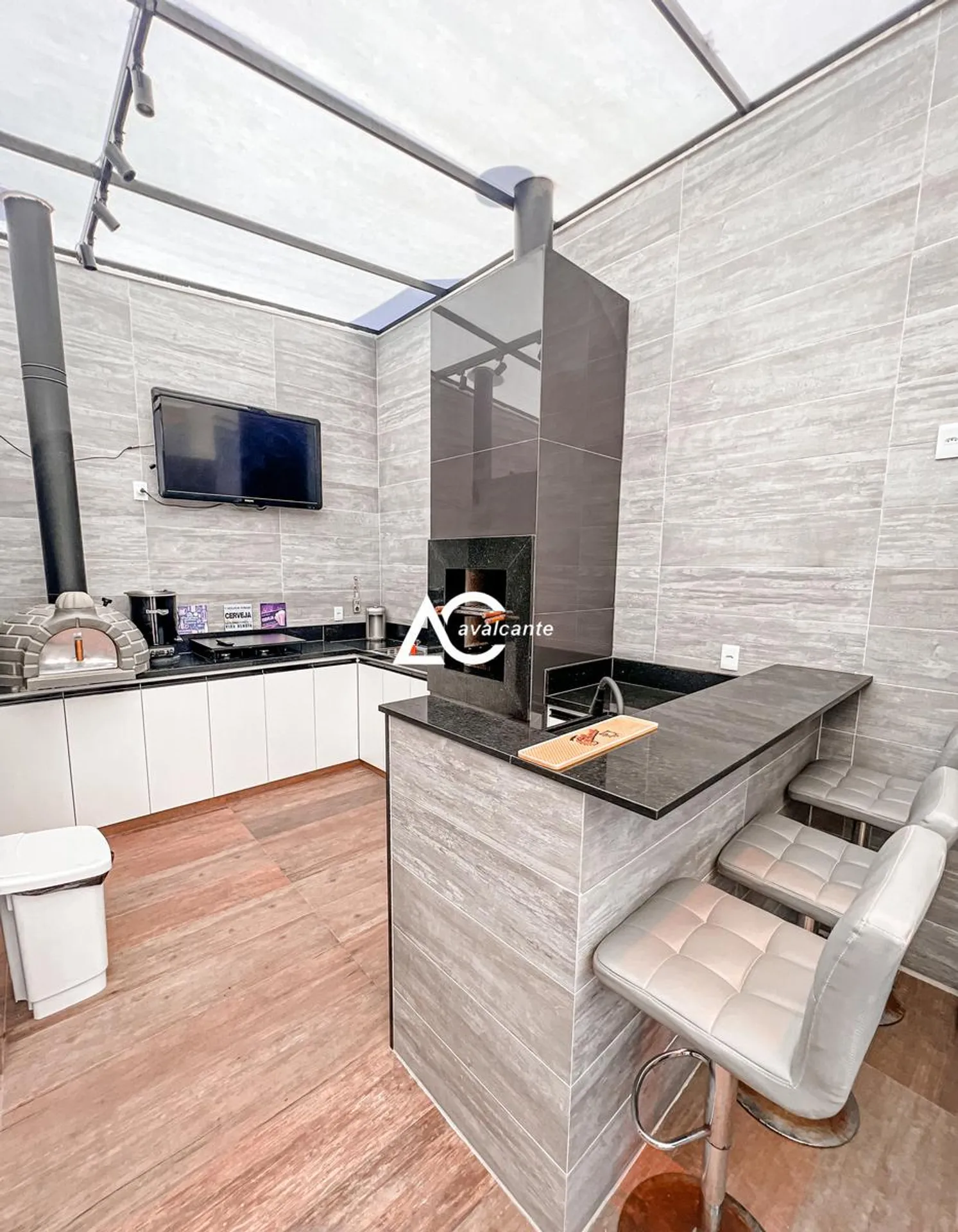 Washing machine in a 3-bedroom house, 360 m² — photo 30