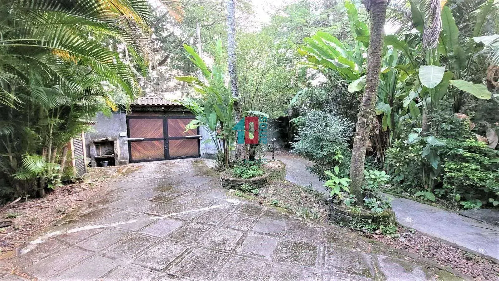 Casa mobiliada com 4 quartos e 5 banheiros — photo 23
