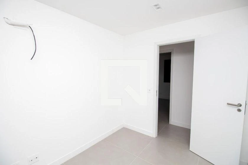 Apartment with 3 bedrooms, integrated kitchen, 76 m² — photo 4