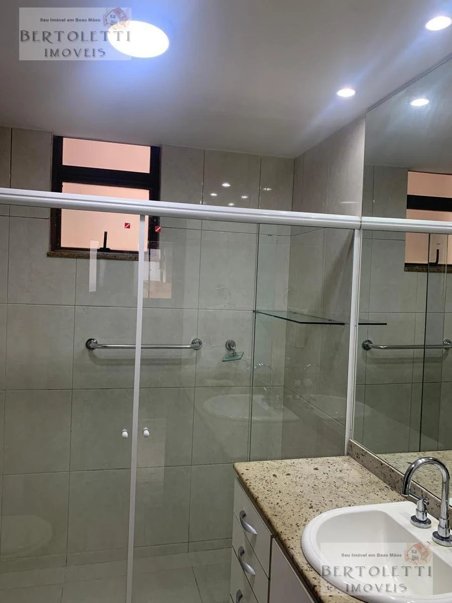 Furnished 179 m² apartment with a gas kitchen — photo 23