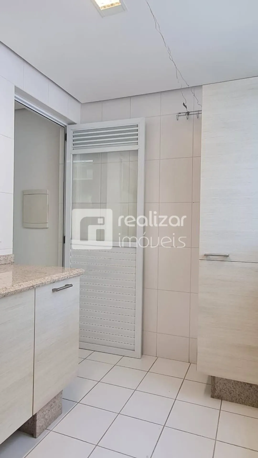 2-bedroom penthouse with 307 m² and 4 bathrooms — photo 23