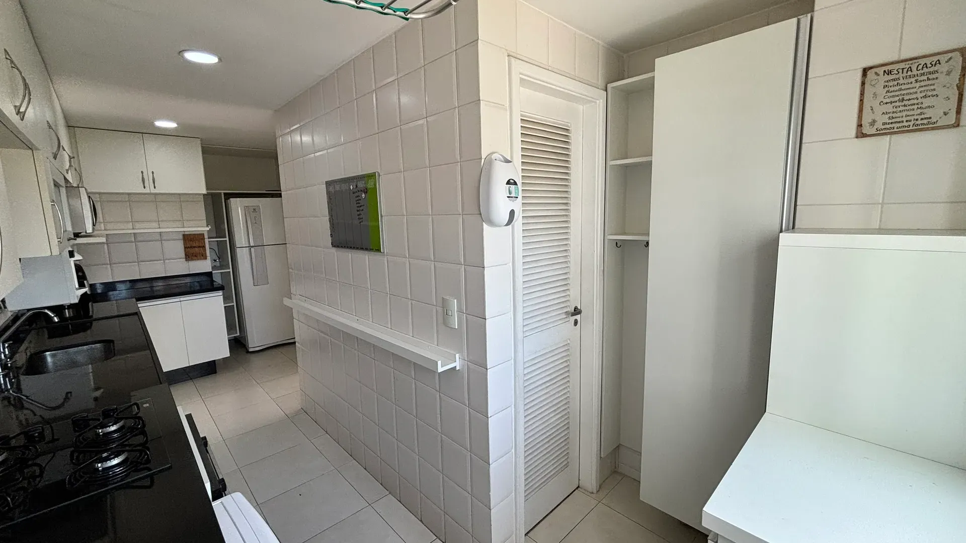3-bedroom apartment in a building with a sauna — photo 19