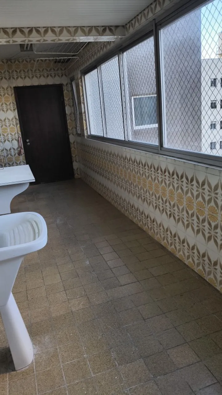 Орендне житло з 4 спальнями і 4 ванними — photo 3
