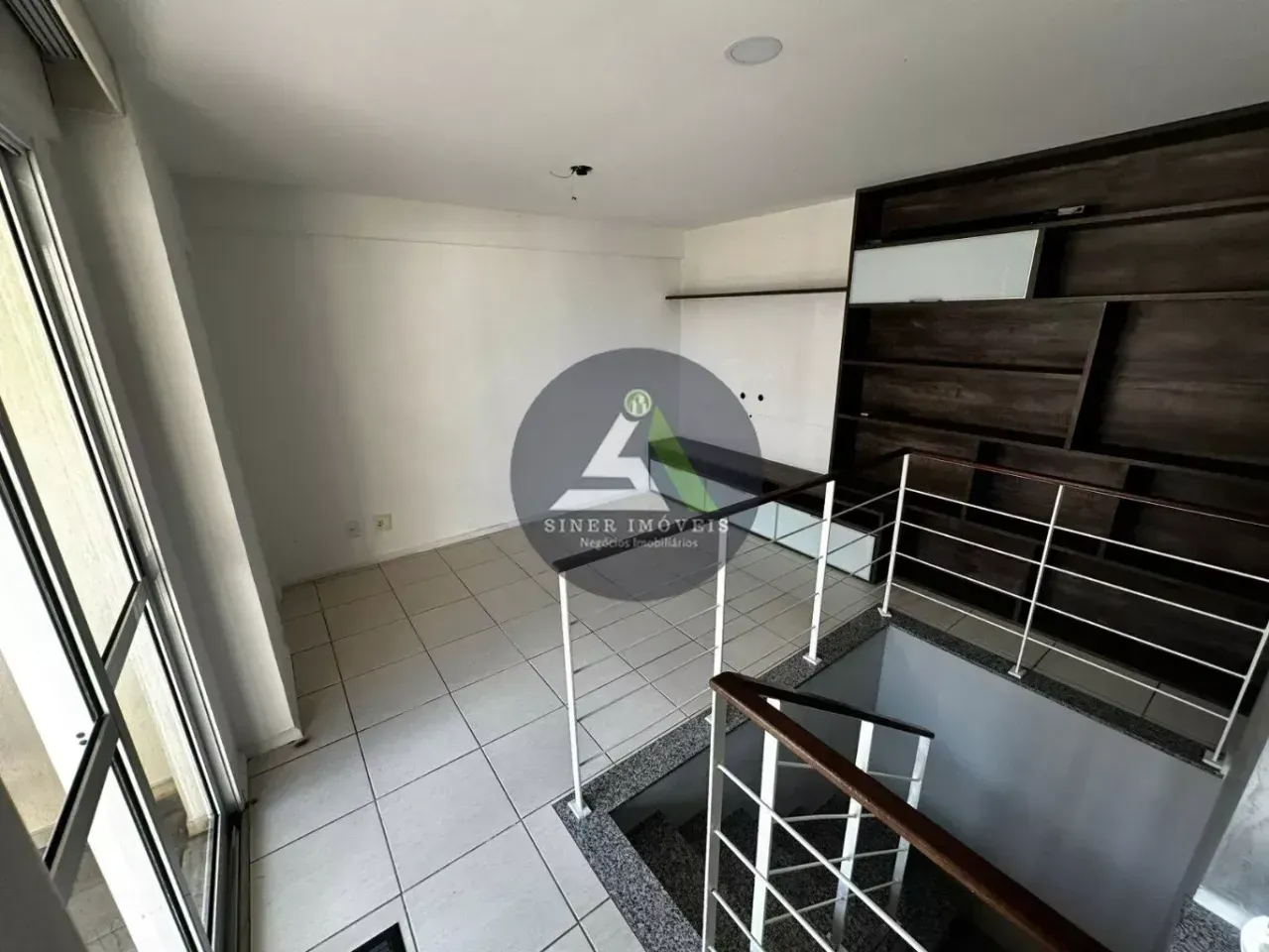 Furnished apartment with 2 bedrooms and a work desk — photo 21