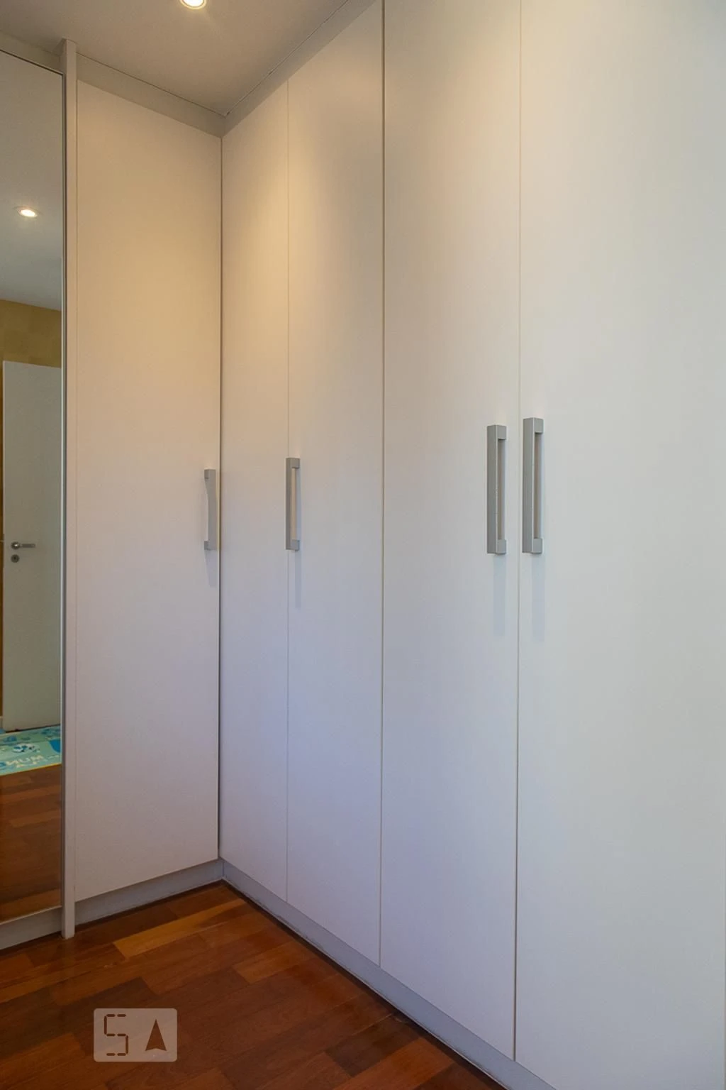 2-bedroom apartment with a home office — photo 43