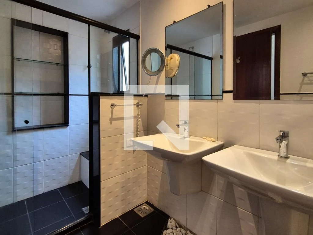 3-bedroom apartment with a balcony and 3 bathrooms — photo 16