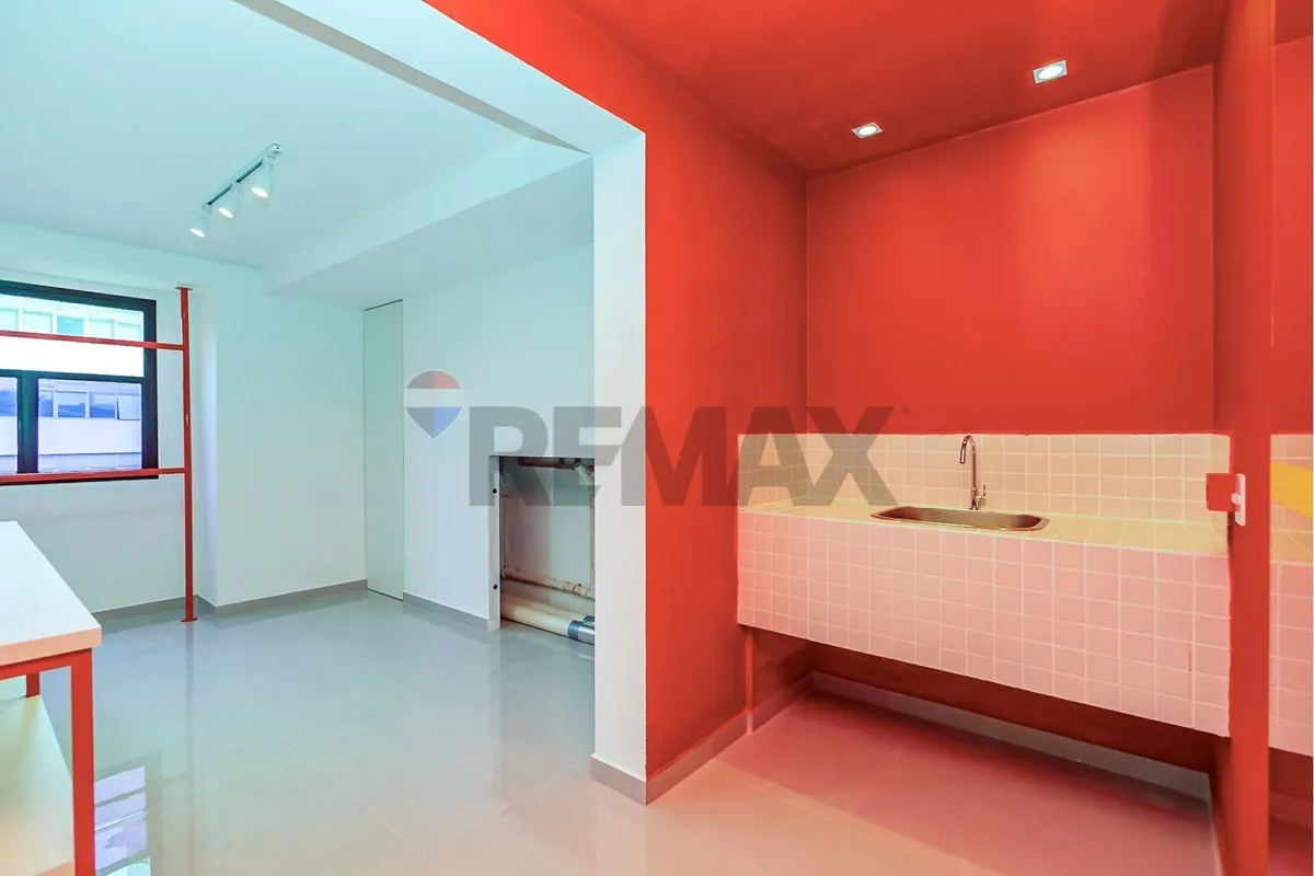 Furnished 1-bedroom 1-bath apartment with 32 m² — photo 32