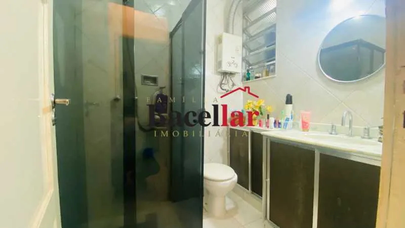 Furnished apartment with 2 bedrooms and 2 bathrooms — photo 11