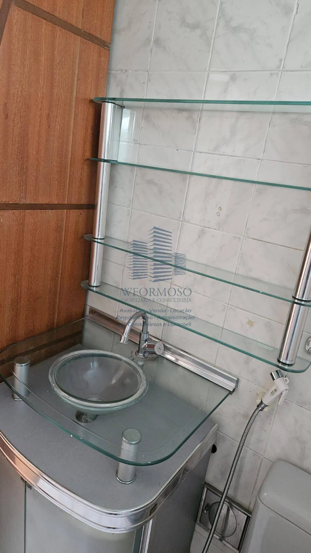 Apartment on the 2nd floor with wood or laminate floors — photo 7