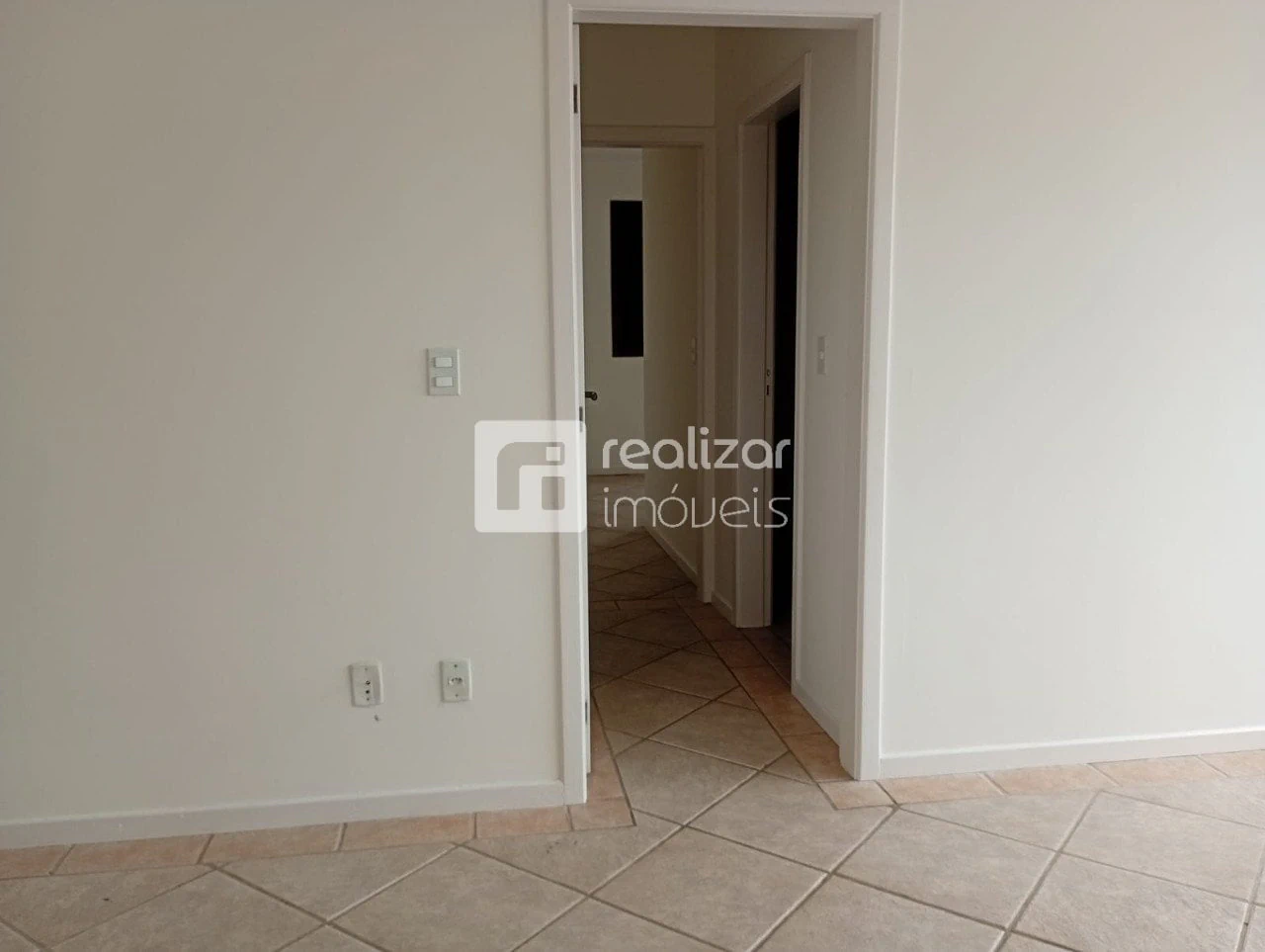 Квартира: 2 спальні, 1 з власною ванною кімнатою, 79 м² — photo 16