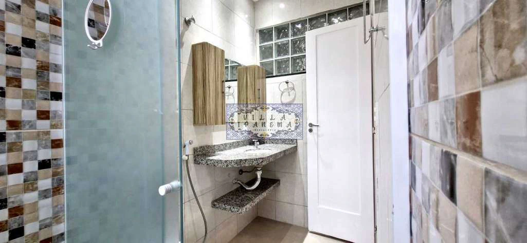 Furnished 1-bedroom apartment with a closed kitchen — photo 28