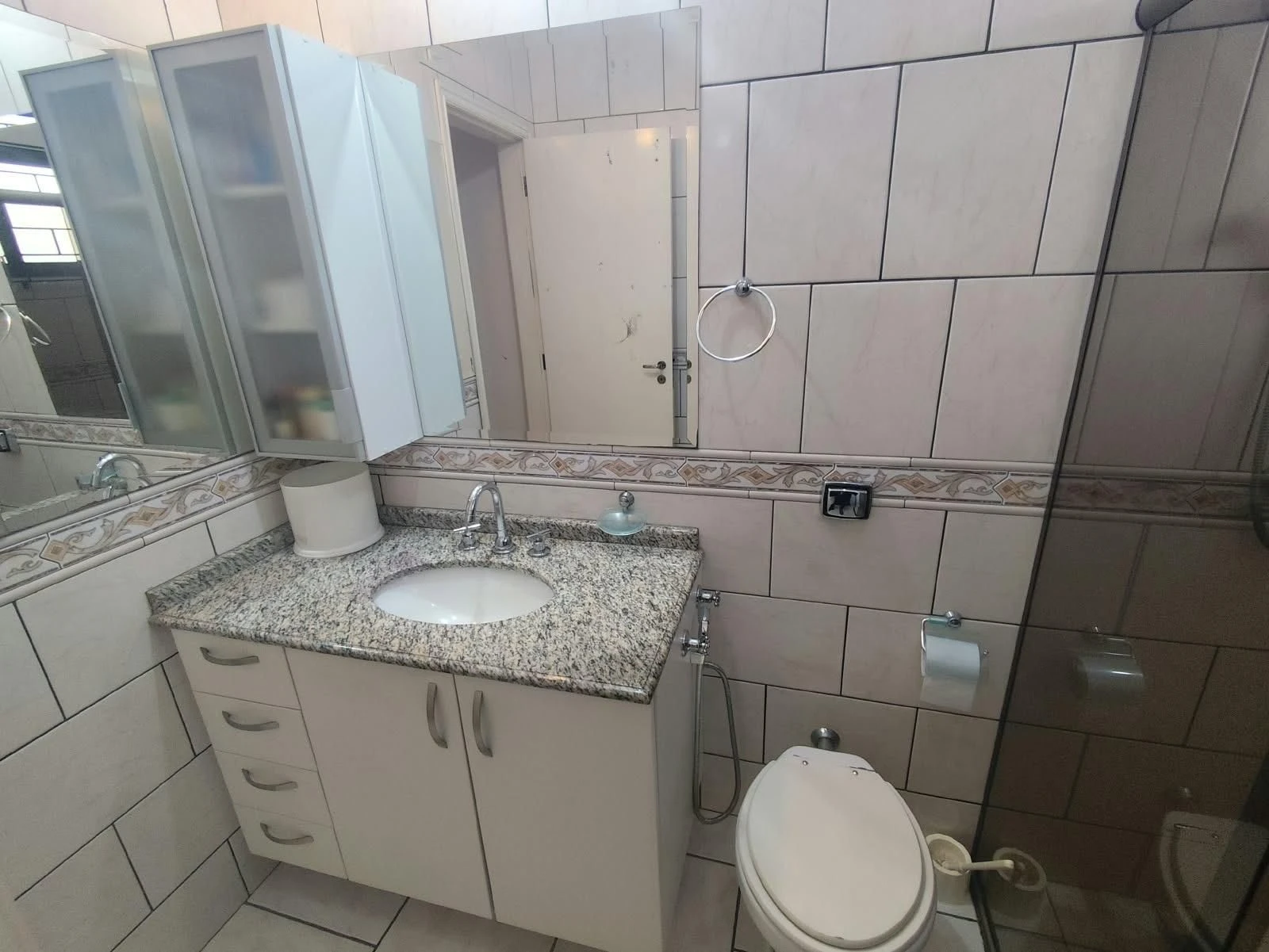 Стиральная машина и 2 спальни: квартира 45 м² — photo 17