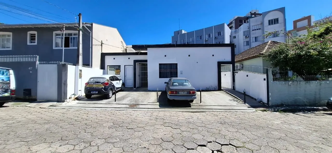40 m² house with a washing machine and a home office — photo 8