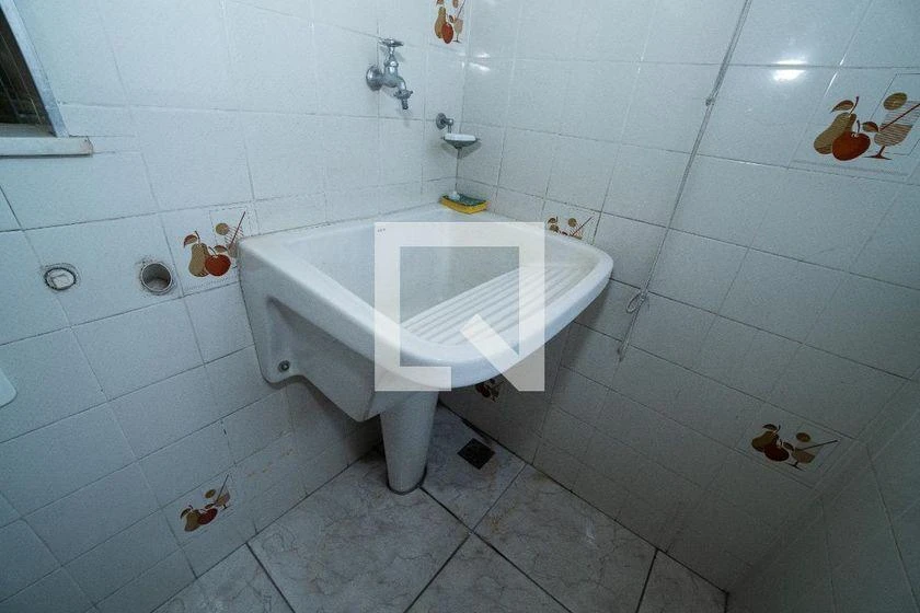 90 m² apartment with a park view and a bathtub — photo 23