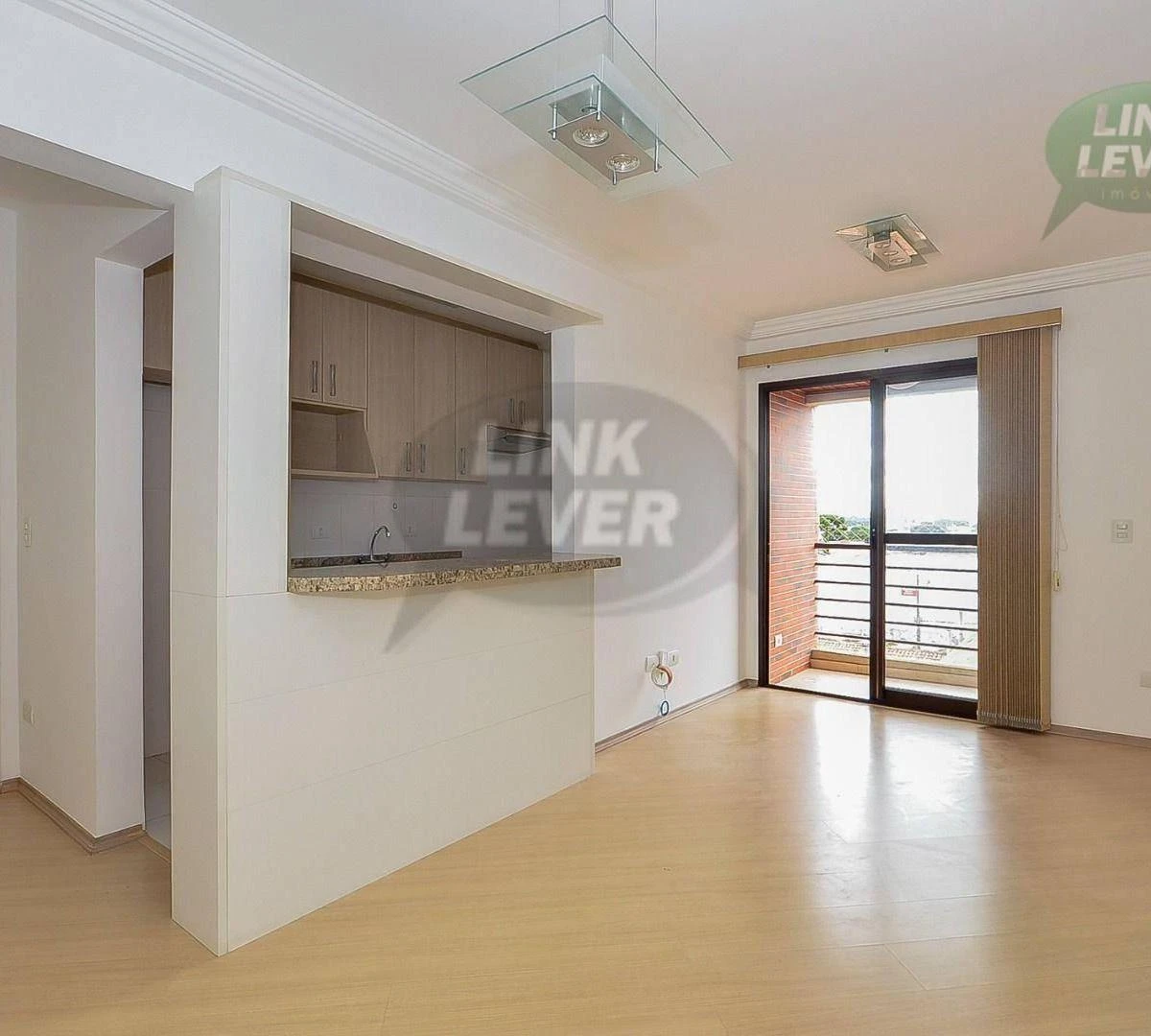 Квартира: 3 спальні, 1 з власною ванною кімнатою, 66 м² — photo 9