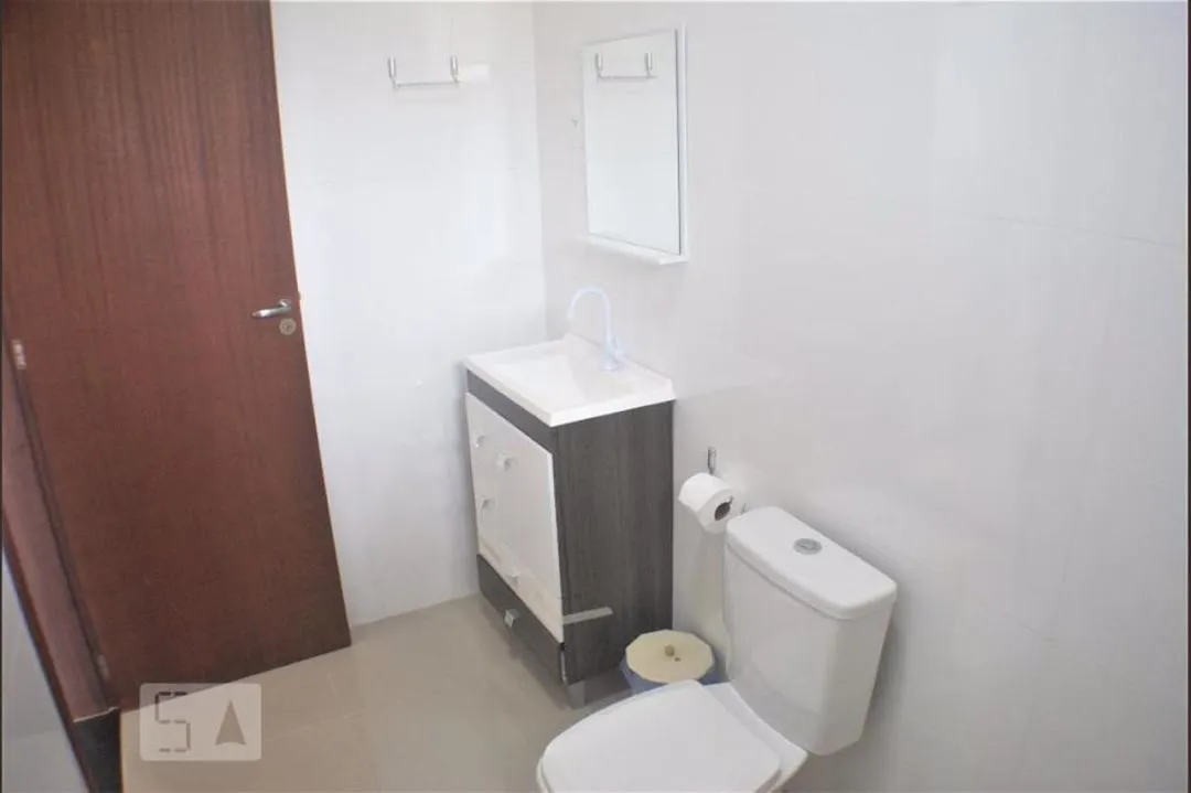 3-bedroom house with a grill on the balcony in Florianópolis — photo 16