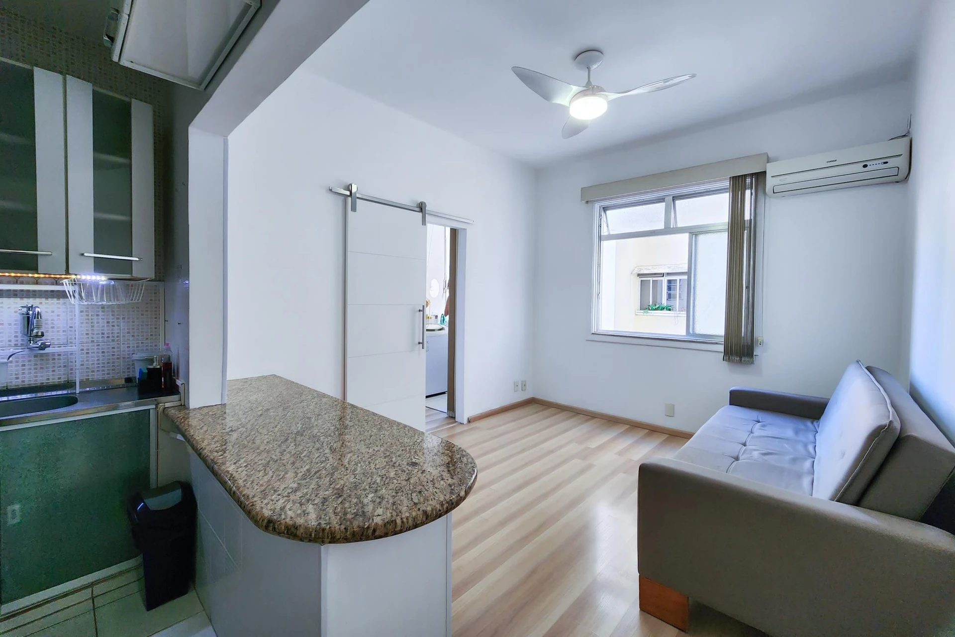 Furnished apartment, 43 m², with a washing machine — photo 6