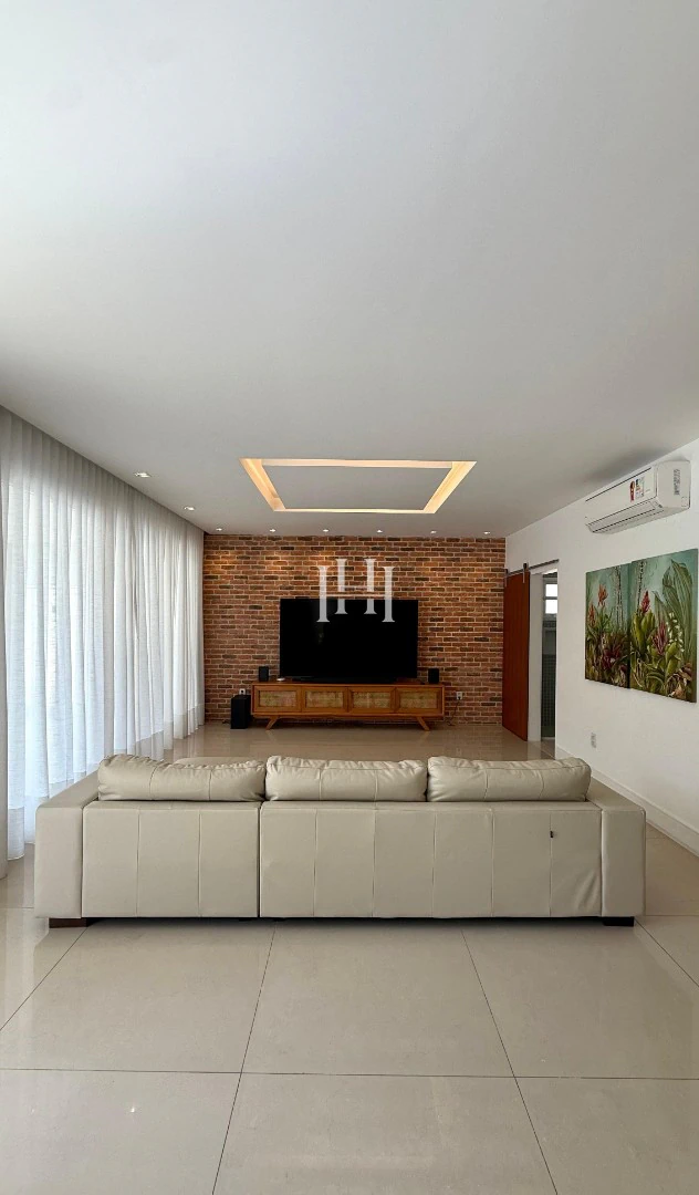 Furnished house with 4 en-suite bedrooms and open kitchen — photo 12