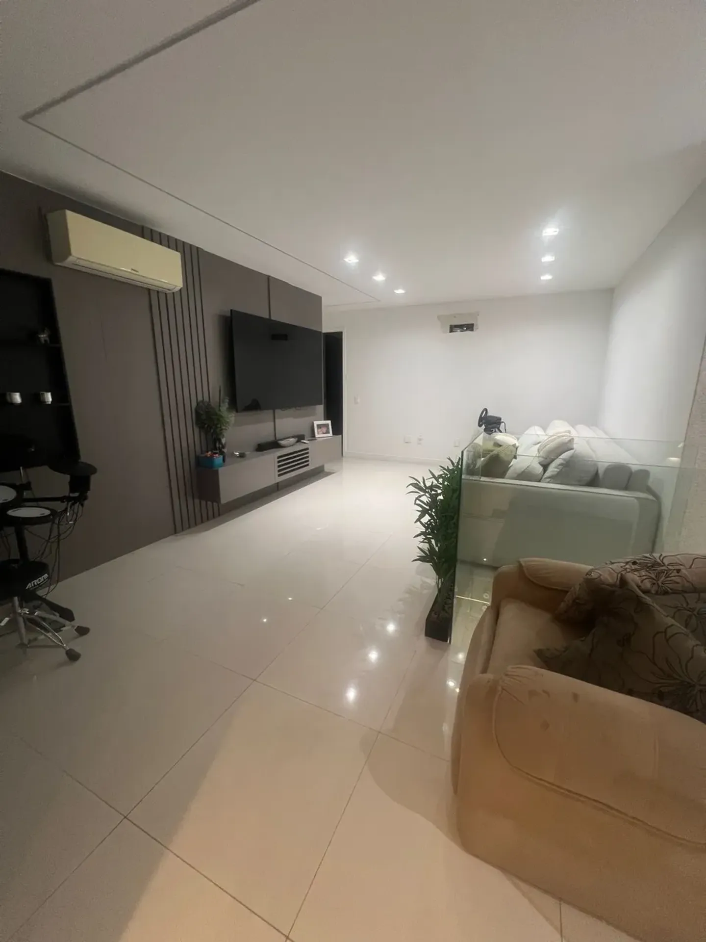 Apartamento mobiliado de 286 m² com 5 quartos e pets — photo 16