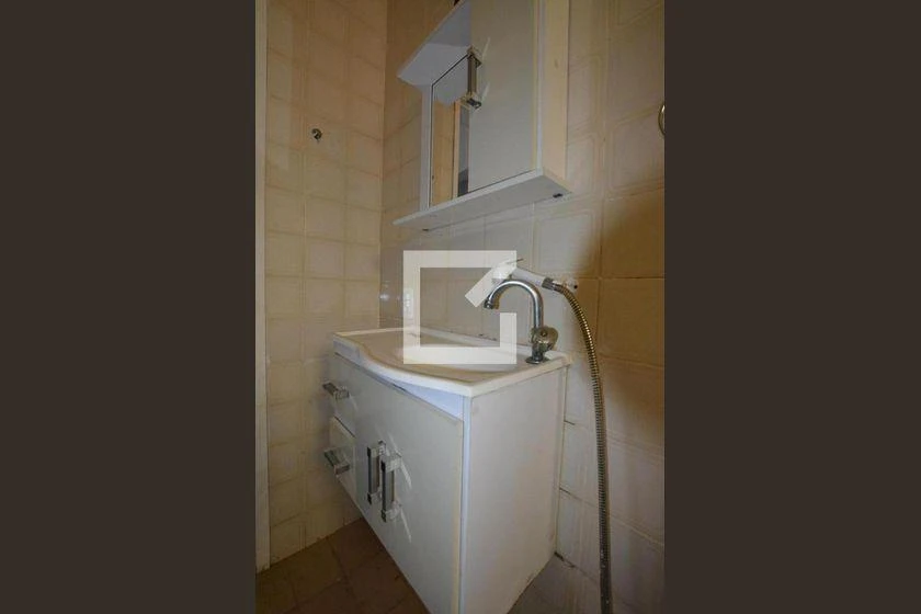 Rental apartment with 3 bedrooms, 60 m² and a closed kitchen — photo 16