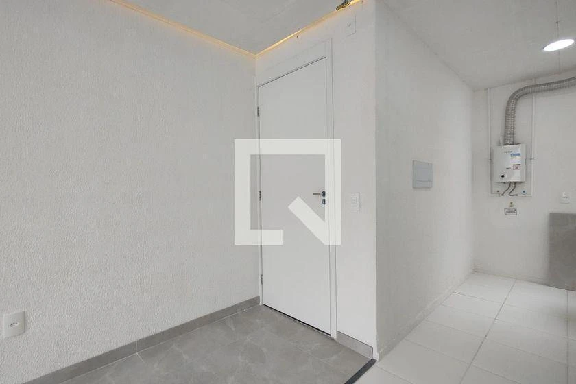 Unfurnished 2-bedroom apartment with 41 m² and parking — photo 41
