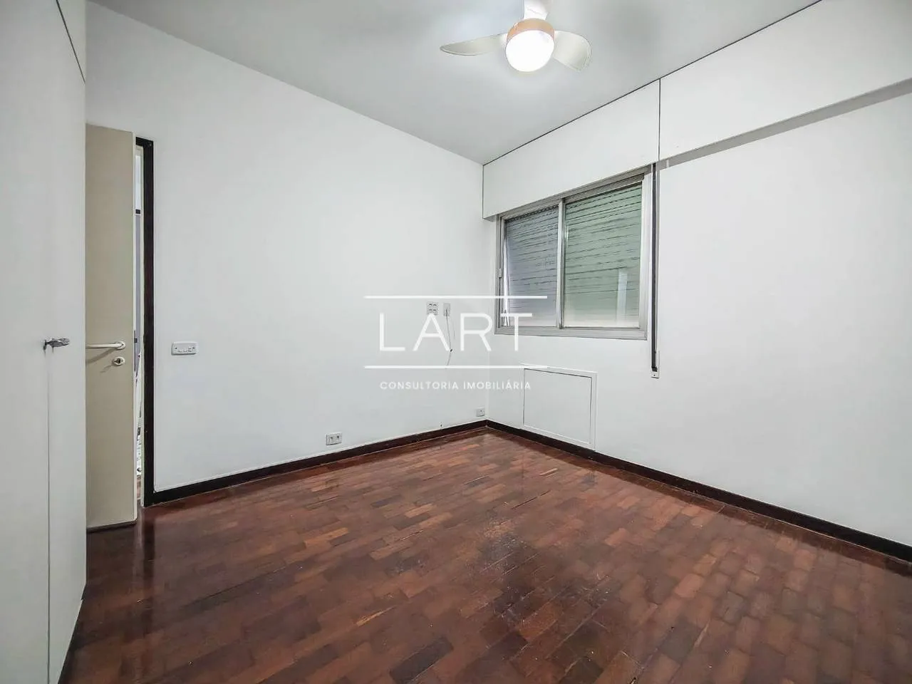 Apartment on the 8th floor with a water view — photo 12