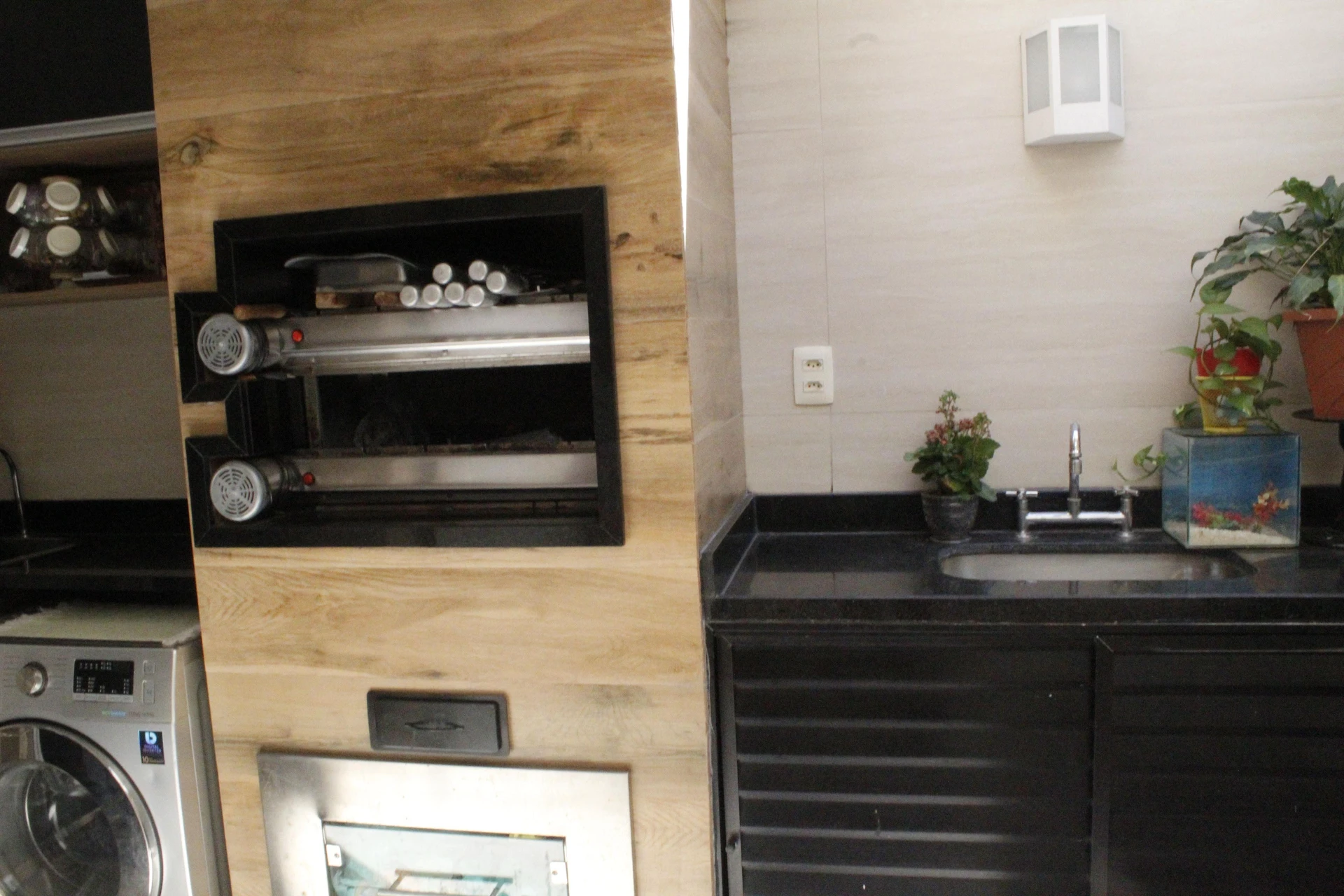 Furnished house with 4 bedrooms and private BBQ — photo 22