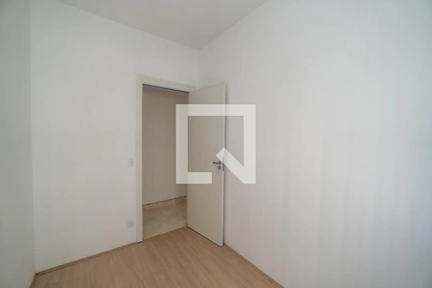 Apartamento não mobiliado com 2 quartos e 43 m² — photo 3