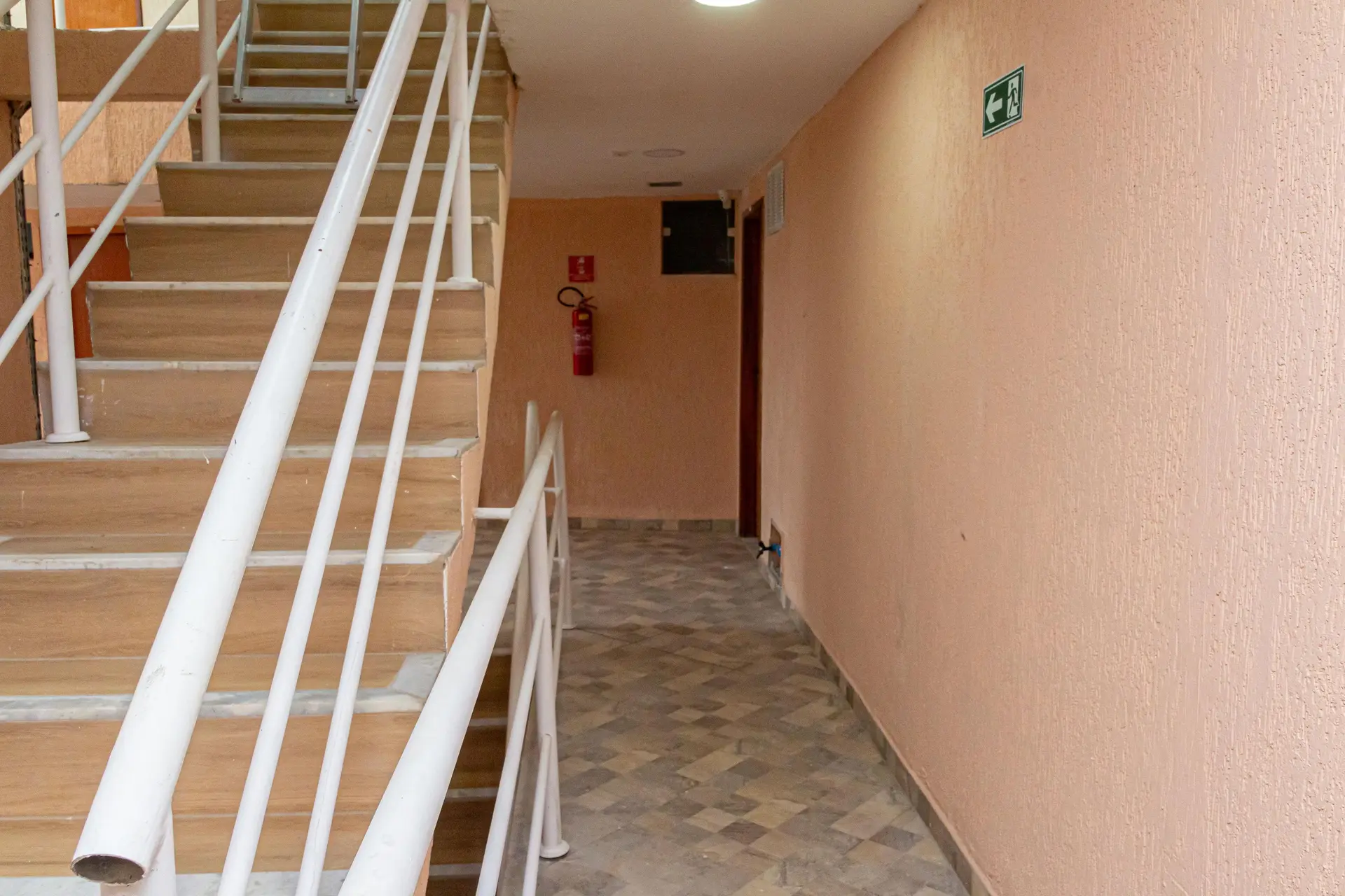 Estudio sin amueblar con 1 dormitorio y 1 baño — photo 45