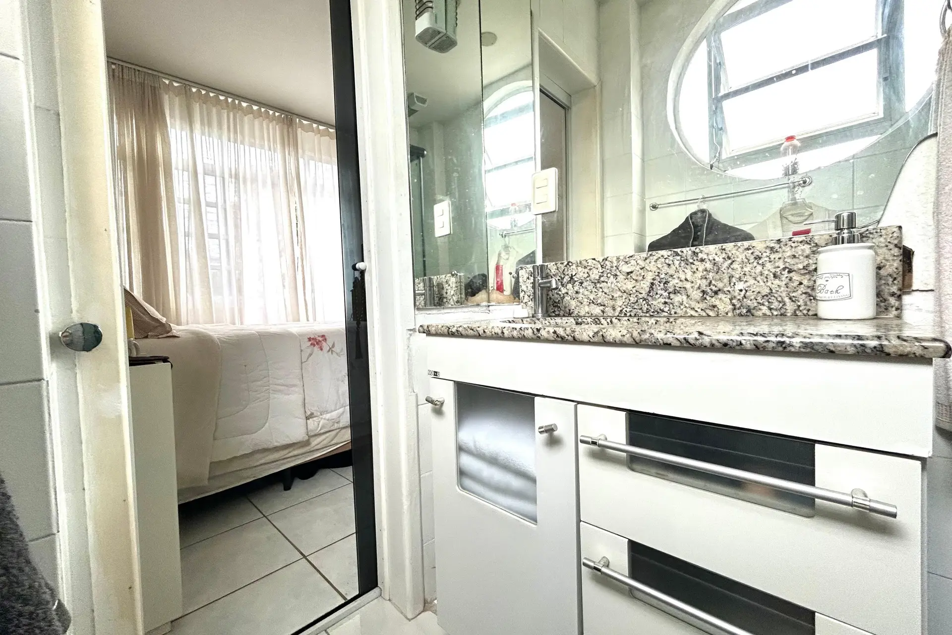 Рабочее место и 2 спальни: квартира 80 м² — photo 2