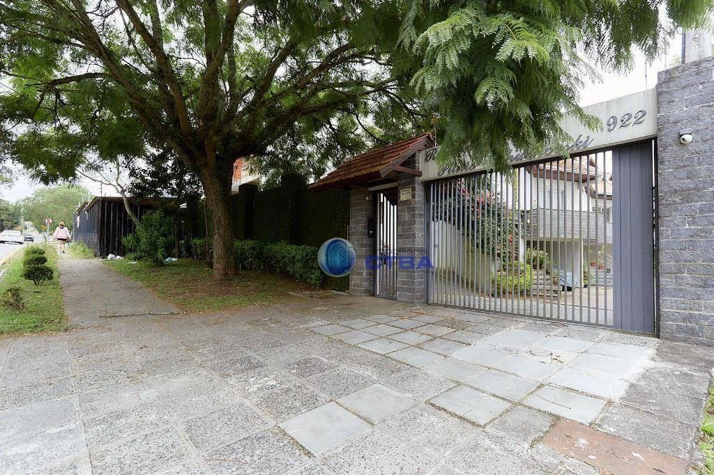 House, 164 m², with wood or laminate floors — photo 41