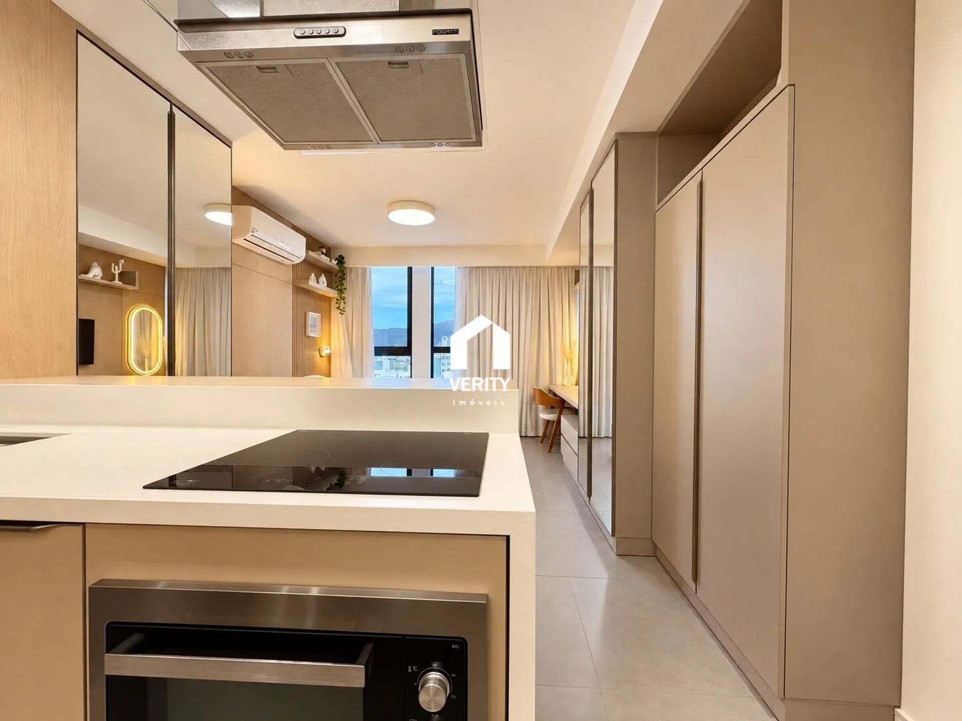 Furnished studio, 36 m², with a home office — photo 17