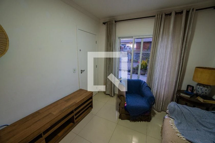 3-bedroom house with a garden in Curitiba — photo 20