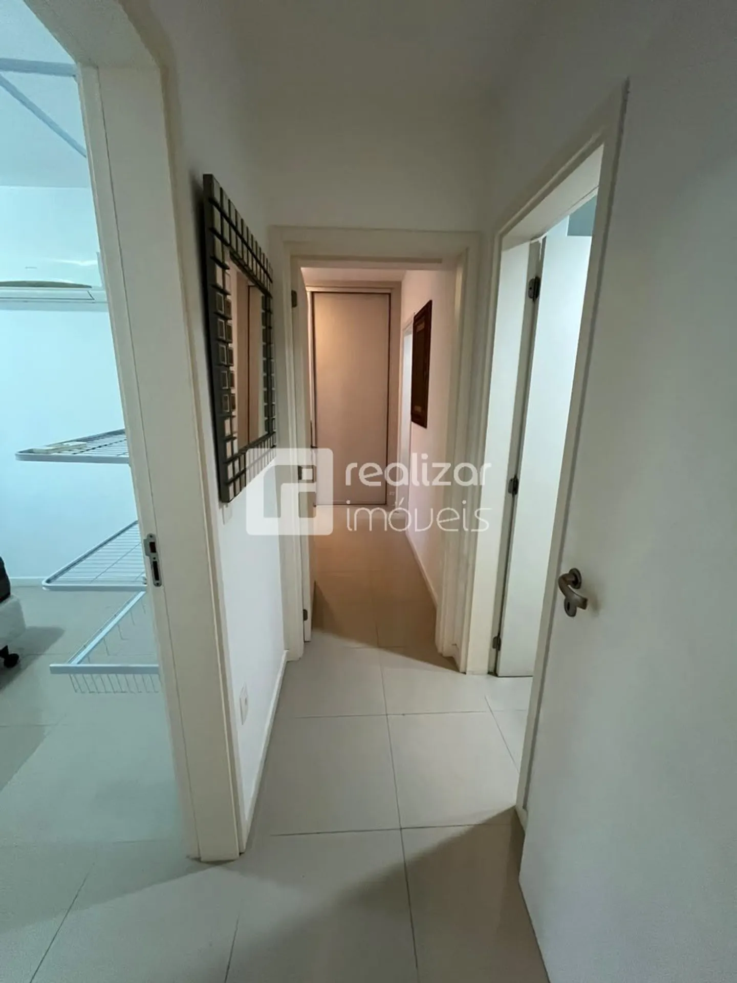 Balcony with a grill in a 2-bedroom apartment, 73 m² — photo 16