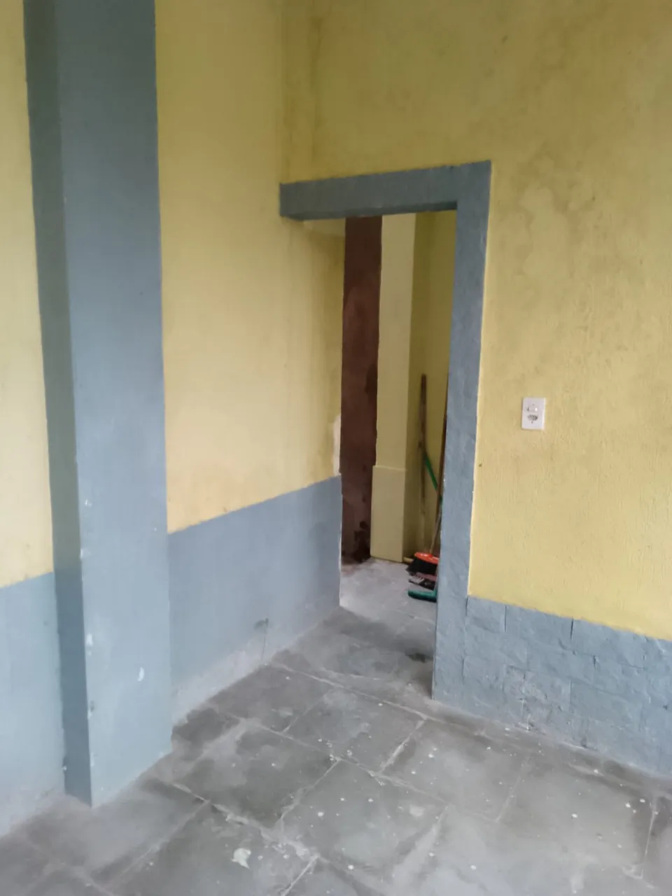 Casa con patio y cocina cerrada e independiente — photo 9