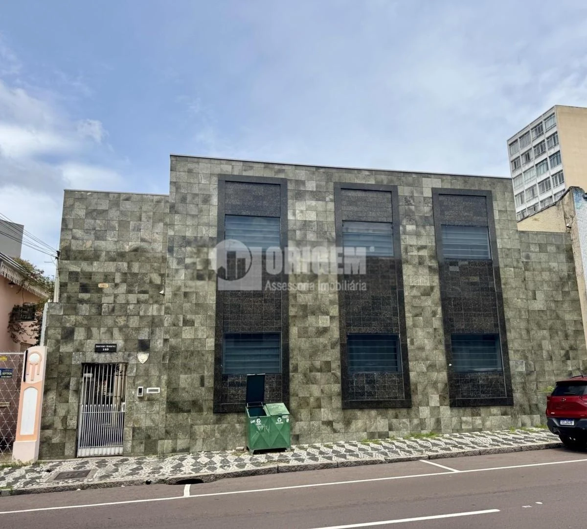 Дерев'яна підлога або ламінат та 1 спальня: квартира 43 м² — photo 13