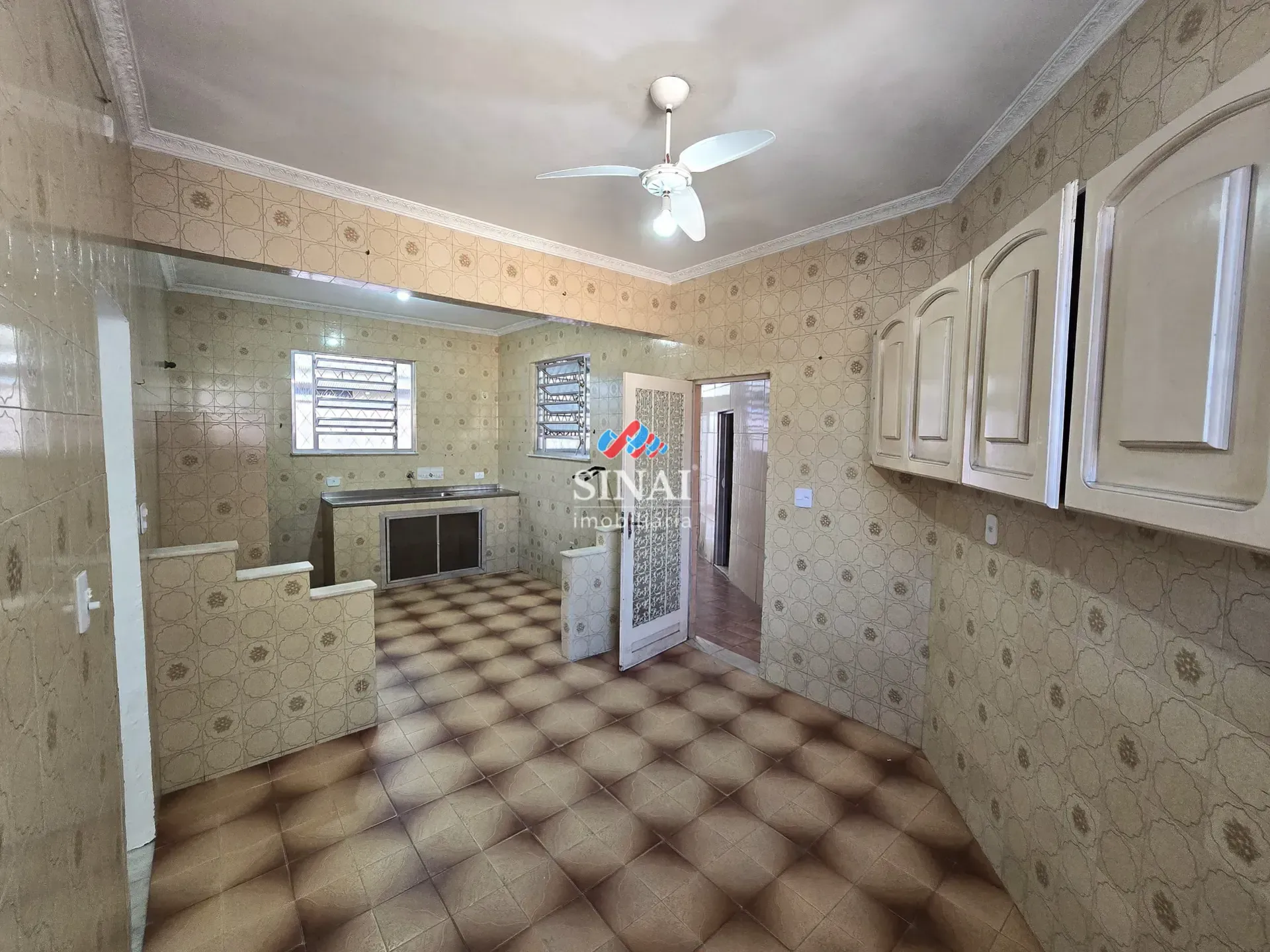 Casa com 4 quartos, 4 banheiros e 8 vagas — photo 31