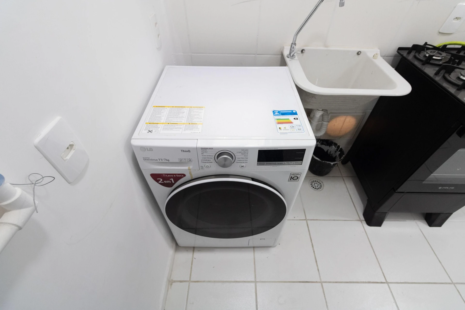 Washing machine in a 2-bedroom apartment, 40 m² — photo 48