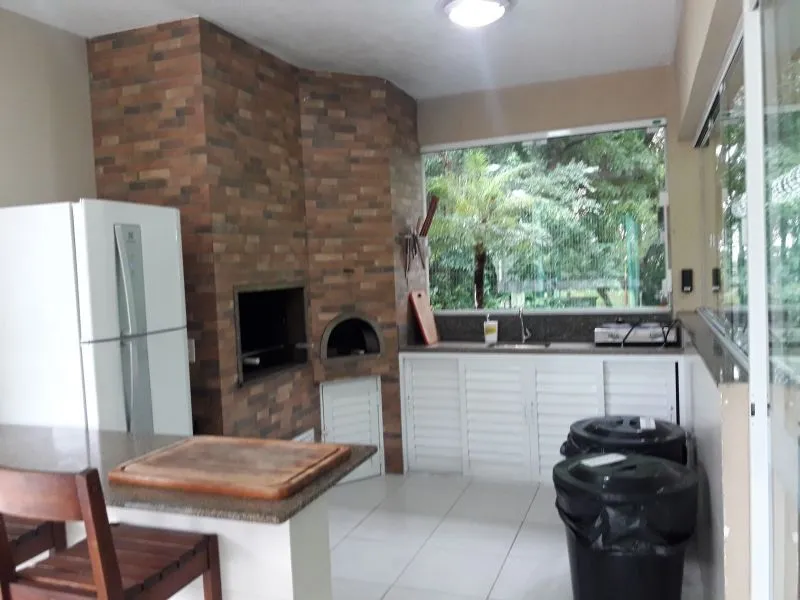 Furnished apartment with 2 bedrooms and open-plan kitchen — photo 20