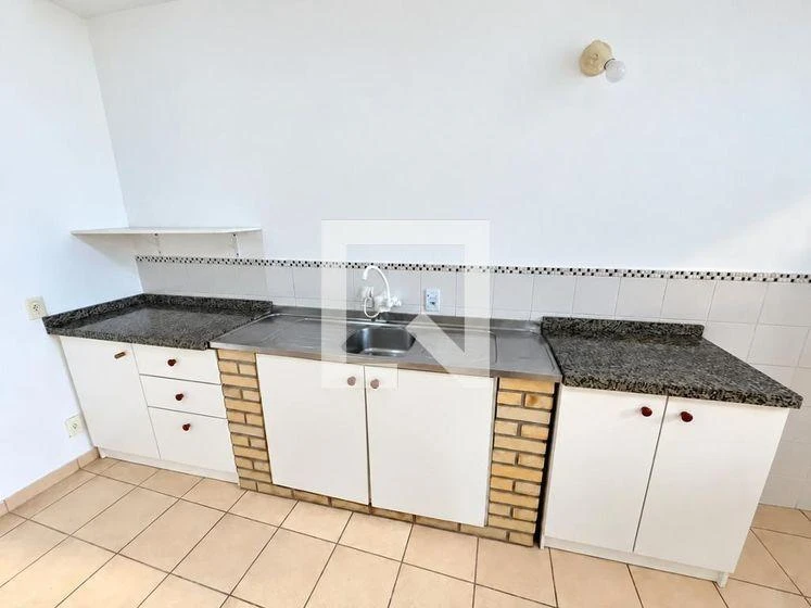 2-bedroom, 80 m² house in Florianópolis — photo 17