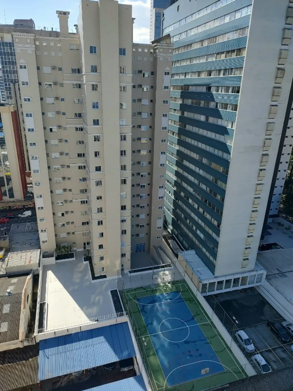 Дерев'яна підлога або ламінат та 1 спальня: квартира 35 м² — photo 6